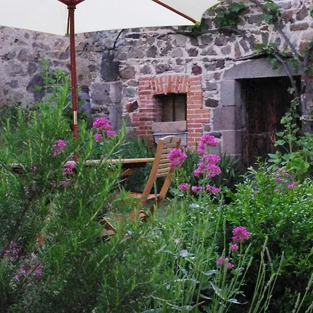 Tatil Evi Vigneron Nature Montaigut-le-Blanc (Puy-de-Dome)